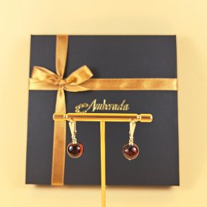 Tamsaus vyšninio gintaro auskarai su sidabro detalėmis - Image 3