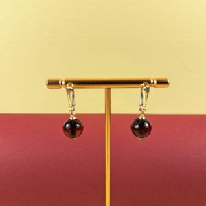 Tamsaus vyšninio gintaro auskarai su sidabro detalėmis - Image 2