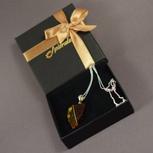 Elegantiškas pakabukas iš gintaro ir wenge medžio - Image 4