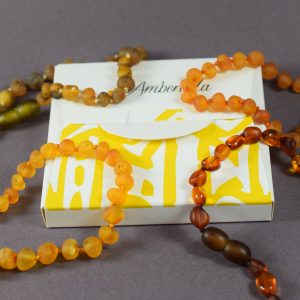 🧡 Vaikiški nepoliruoto Baltijos gintaro karoliai – 4 modeliai - Image 5