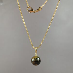 Gintarinis pakabukas su paauksuota grandinėle (rutuliukas)  ✨ - Image 3