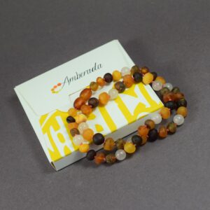 🧡 Vaikiški gintariniai karoliai su spalvotais akmenukais (36 - 37 cm) - Image 4