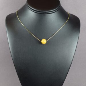 Minimalistinis gintarinis pakabukas „Amber Sphere“ su reguliuojama paauksuota grandinėle ✨ - Image 3